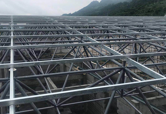 恩施仁怀冠英学校艺体楼网架